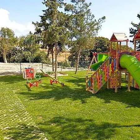 מלון Woxxie טורגוטריס