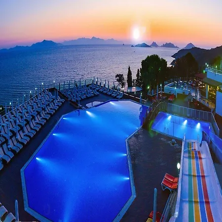 Woxxie Otel Turgutreis